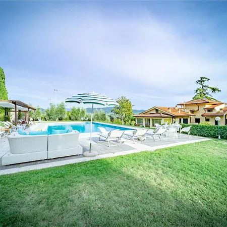Borgo Spedaletto 5 - Dolcevita Apartment *